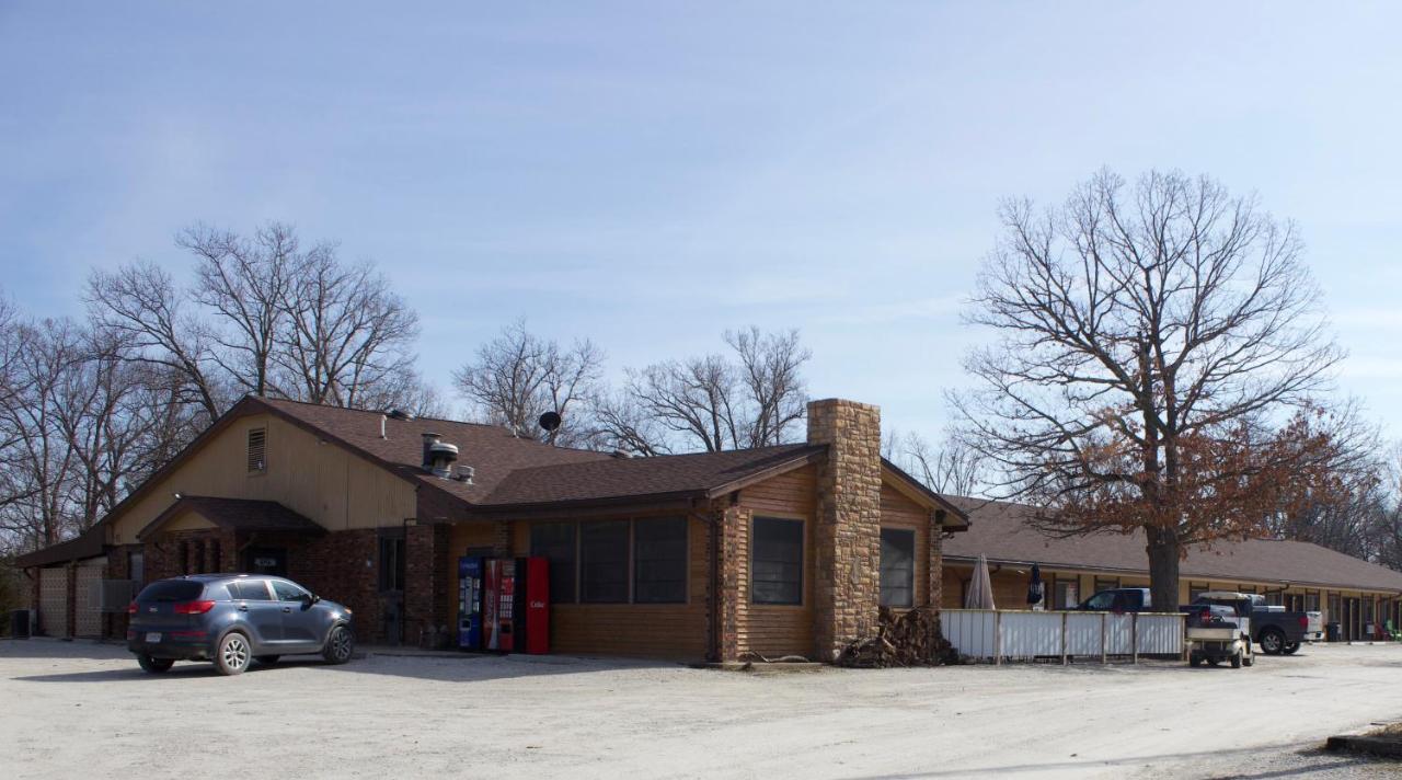Hidden Lake Resort Warsaw Exterior photo